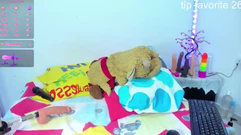 Lisa online show from November 25, 4:22 am