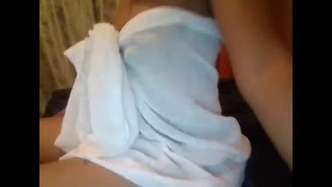 lisa larry online show from January 19, 2:04 am