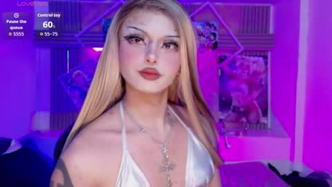 lisa_sparkleee online show from July 6, 3:36 am