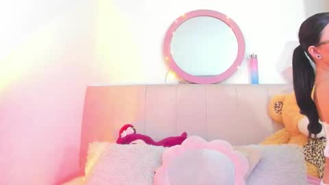 Lisa online show from March 6, 11:48 pm