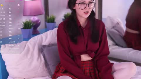 Kira online show from April 19, 5:52 am