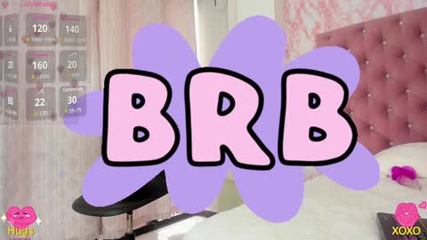 lisawalker_ online show from February 3, 6:07 pm