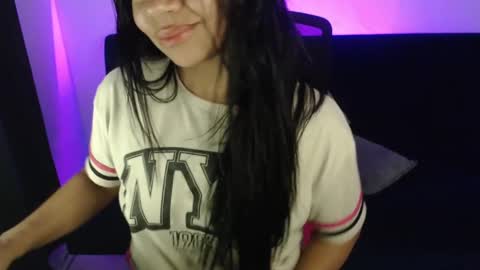Snapshot of liss_petty chatting on January 27, 11:32 am  Liss  online show from January 27, 11:32 am