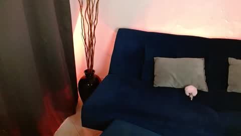 Snapshot of liss_petty chatting on September 15, 5:42 am  Liss  online show from September 15, 5:42 am