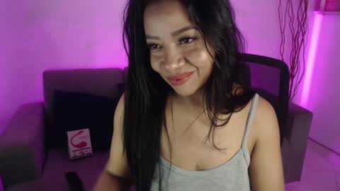 Snapshot of liss_petty chatting on January 17, 5:32 am  Liss  online show from January 17, 5:32 am