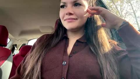 Lissa online show from October 31, 9:21 am