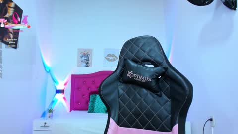 Snapshot of lissa_jhonsoon chatting on October 7, 3:02 am L I S S A online show from October 7, 3:02 am