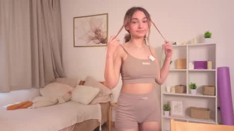 Lissa online show from June 1, 2:46 am