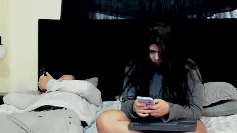 Natalia and alejandro online show from October 25, 11:20 am