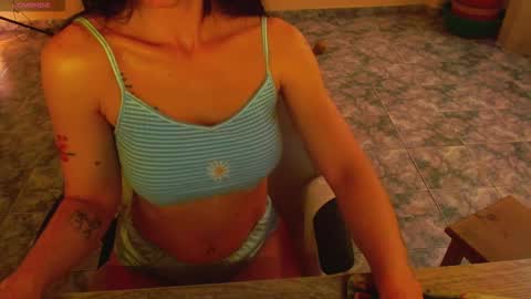 Liss online show from November 18, 3:26 pm