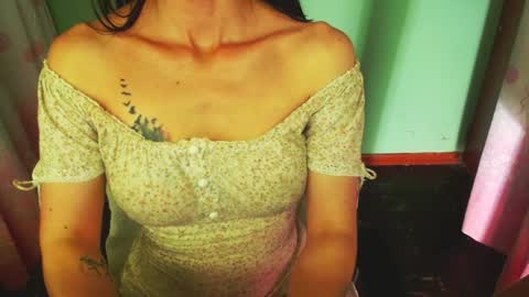 Liss online show from February 1, 1:34 am