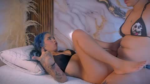 lissy_kimmy online show from April 18, 7:07 pm