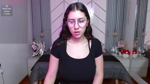 Lita online show from November 12, 8:00 pm