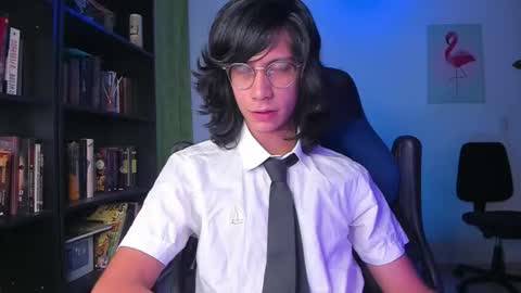 Snapshot of literateboy chatting on September 10, 12:44 am Literateboy online show from September 10, 12:44 am