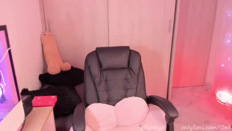 Bunny  online show from September 25, 2:29 am