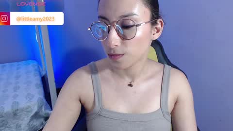Snapshot of little__amy_ chatting on February 9, 1:22 am AMY online show from February 9, 1:22 am