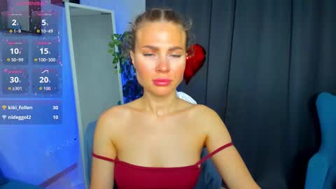 Isabel online show from March 27, 1:44 am