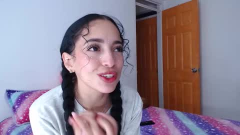 TU ANGELITO online show from November 12, 12:46 am