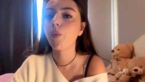 Snapshot of little_anioneta chatting on September 30, 3:17 am Catherine online show from September 30, 3:17 am