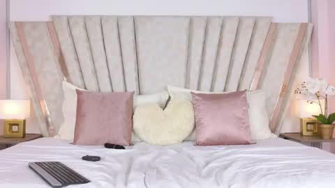 Janne  online show from April 21, 2:51 am