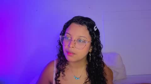 little_lilith_apple online show from November 6, 4:10 pm