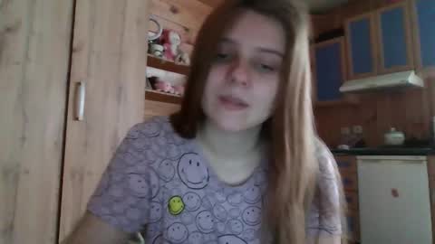 little_shygirl_ online show from December 2, 10:57 am