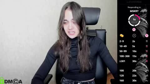 littleashleyy online show from May 16, 8:07 pm