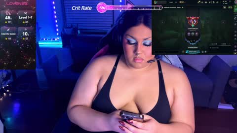 littledracula666 online show from December 16, 9:57 am