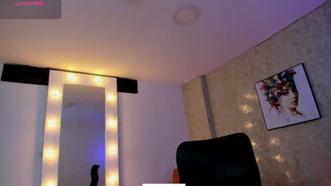littlee_mia online show from June 29, 12:16 pm