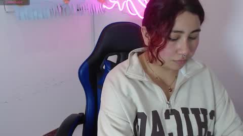 Angel  online show from November 11, 9:39 pm