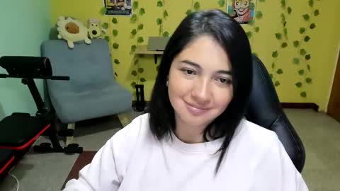 Mia  Wednesday to Sunday 730 am to 1030 am Colombian Hour D online show from November 26, 6:43 am