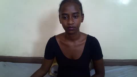 littlesandie online show from February 22, 12:08 pm