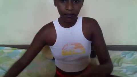 littlesandie online show from January 16, 6:22 am