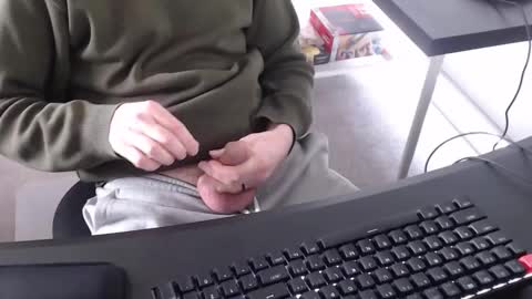 littlesmalldick2 online show from October 27, 12:32 am