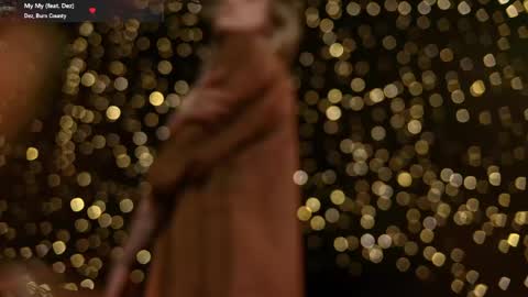 Niki  free tg channel with some photos gifs and info about streams  online show from April 14, 3:04 pm