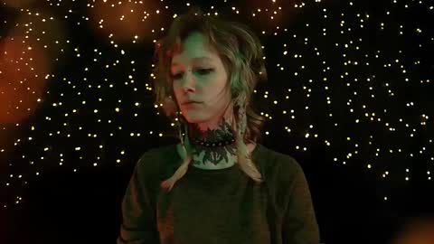 Niki  free tg channel with some photos gifs and info about streams  online show from February 23, 5:59 pm