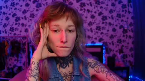 Snapshot of littlespacemouse chatting on October 8, 1:50 pm Niki  free tg channel with some photos gifs and info about streams  online show from October 8, 1:50 pm
