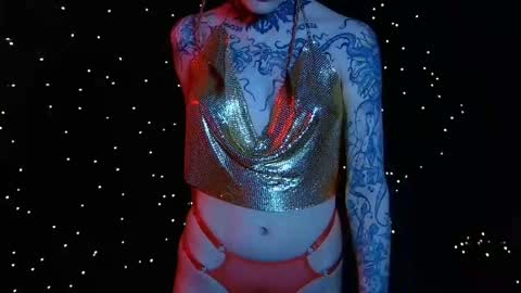 Snapshot of littlespacemouse chatting on February 9, 10:32 pm Niki  free tg channel with some photos gifs and info about streams  online show from February 9, 10:32 pm