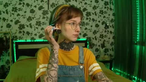 Snapshot of littlespacemouse chatting on October 13, 3:14 pm Niki  free tg channel with some photos gifs and info about streams  online show from October 13, 3:14 pm