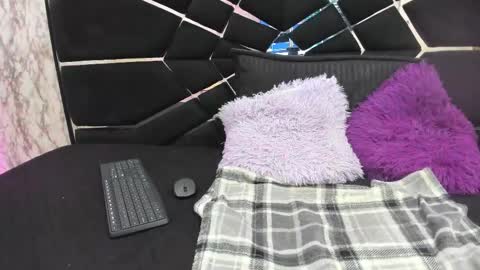 Sussy  online show from September 16, 12:18 pm