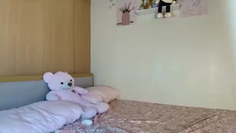 Maya online show from April 8, 4:26 am