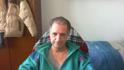 liuk53 online show from April 3, 1:40 pm