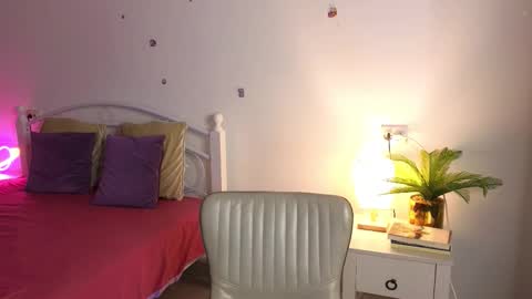 livia_hot online show from March 5, 12:47 pm