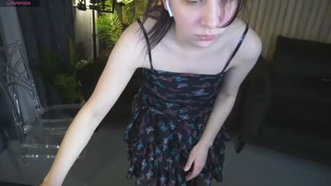 liviashy online show from April 15, 7:38 pm