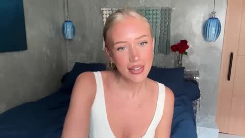 olivia online show from February 17, 3:27 am