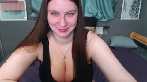 Snapshot of liyasilve chatting on February 18, 1:21 am Liya Silve online show from February 18, 1:21 am