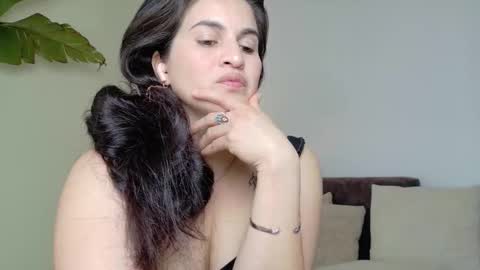 liz online show from October 18, 6:56 pm