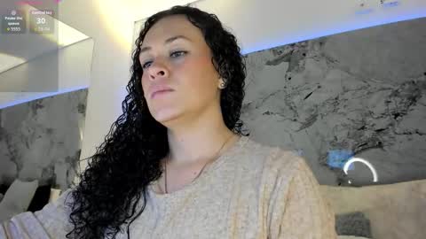 Liz  online show from November 25, 10:47 am