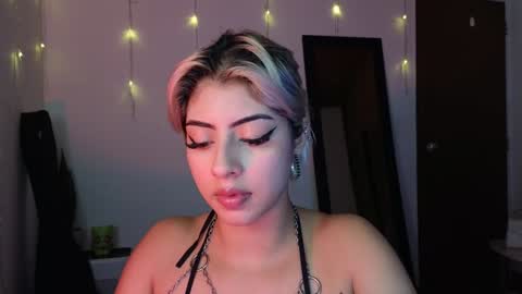 Lizeth online show from February 4, 5:53 am