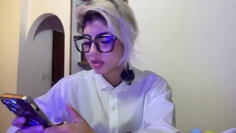 Lizeth online show from February 19, 11:57 pm